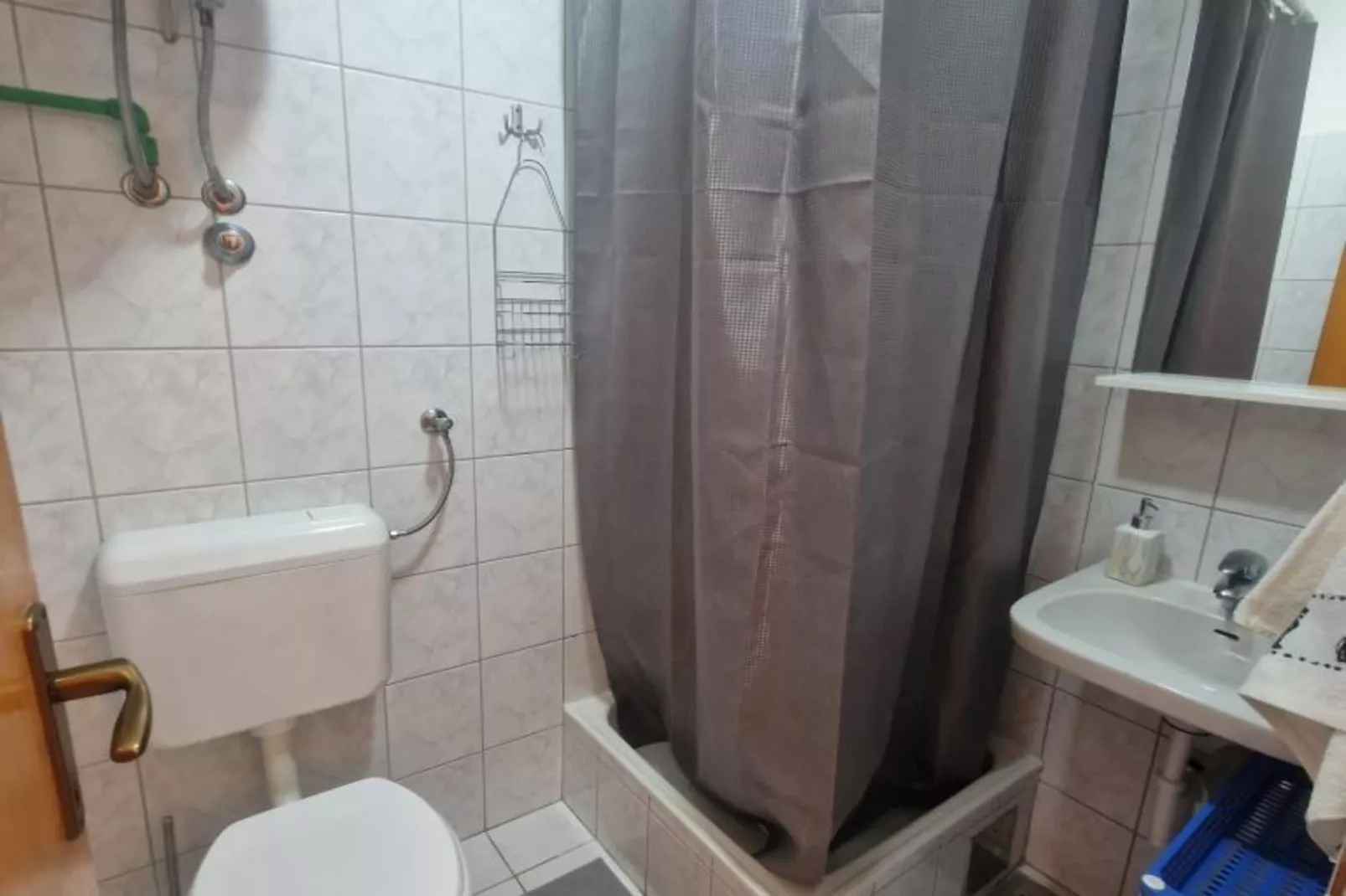 One Bedroom Apartment with Balcony and Sea View 2