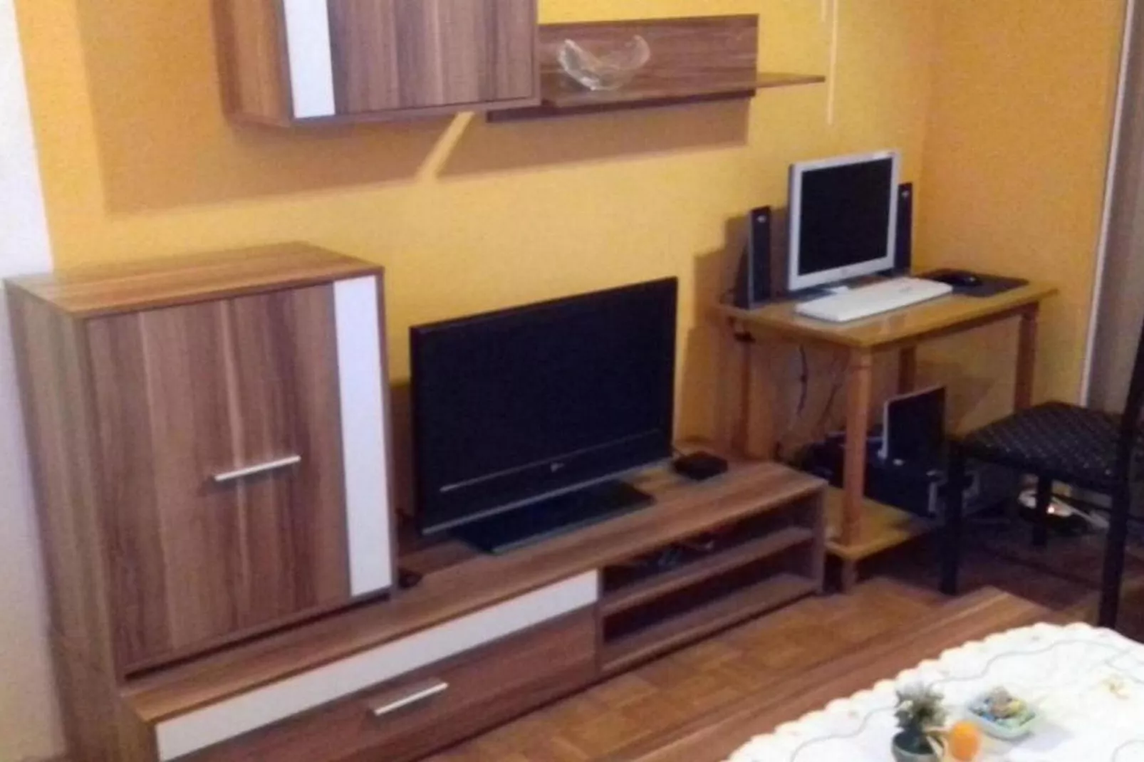 Comfortable Zreče Apartment with Playground and Private Parking, Ideal for Families - One Bedroom Apartment