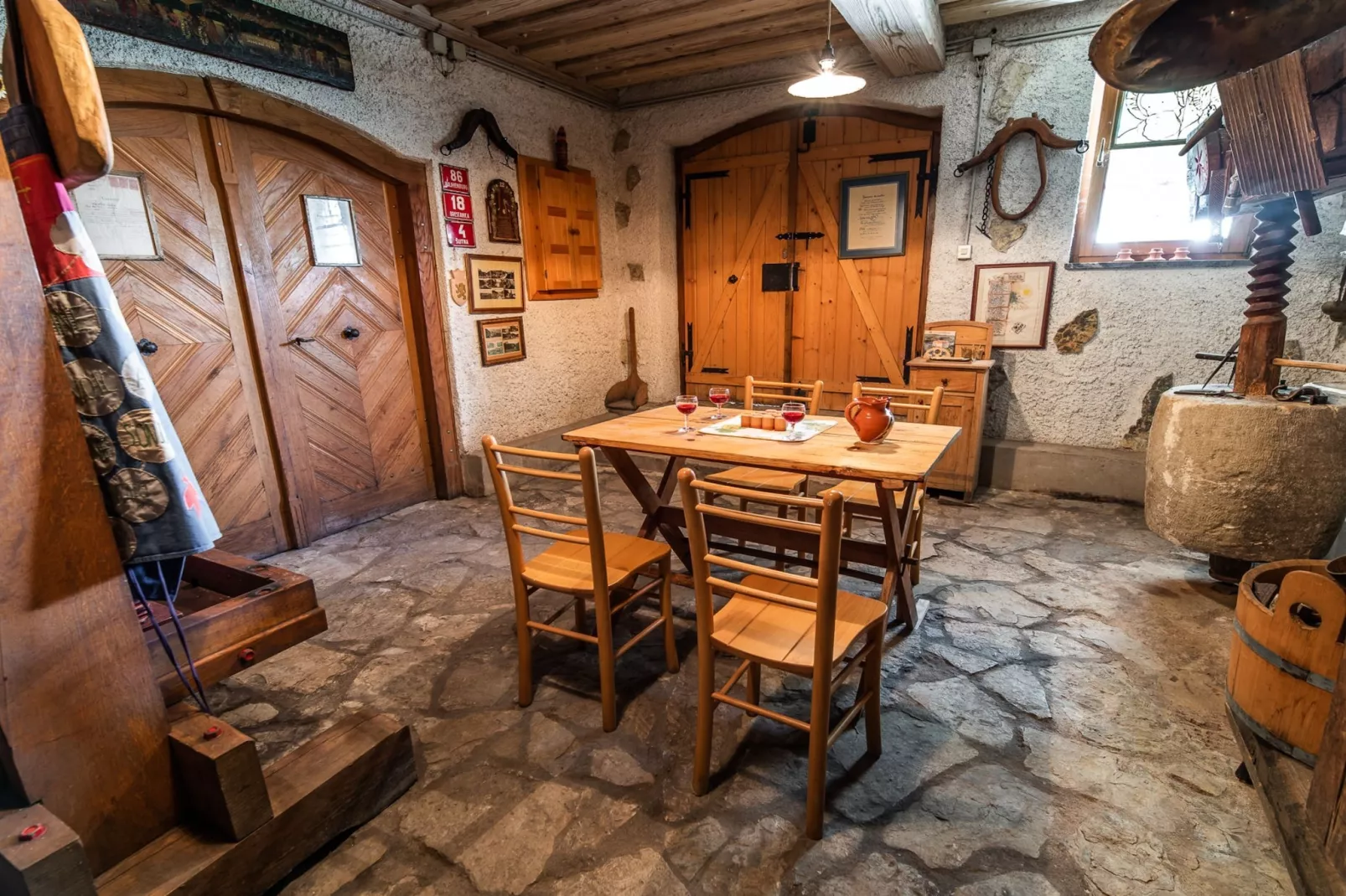 Cozy Countryside Retreat Villa with Hot-Tub - Two Bedroom Villa with Hot Tub