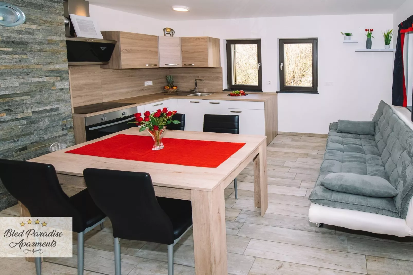 Bled Prestigious and Stylish Apartments - Standard One Bedroom Apartment with Balcony (owner 3)