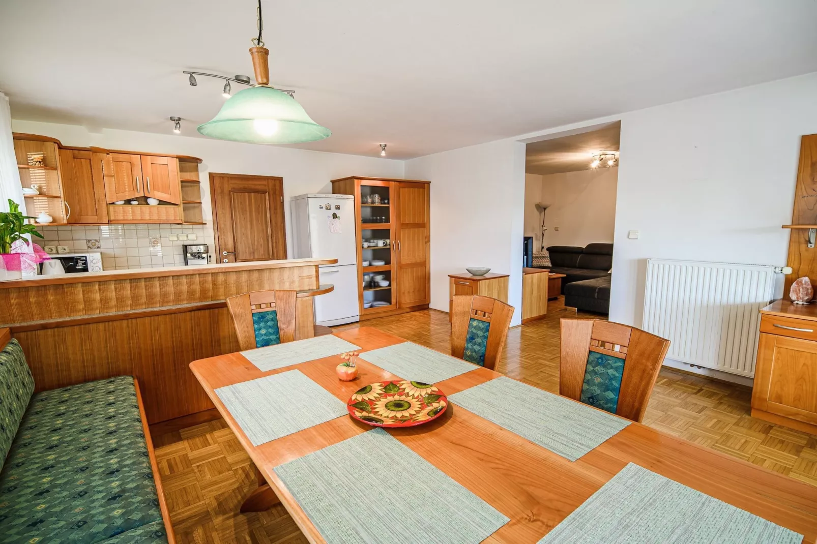 Sunny and Spacious Apartments with Terrace near Water Park - Three Bedroom Apartment with Terrace