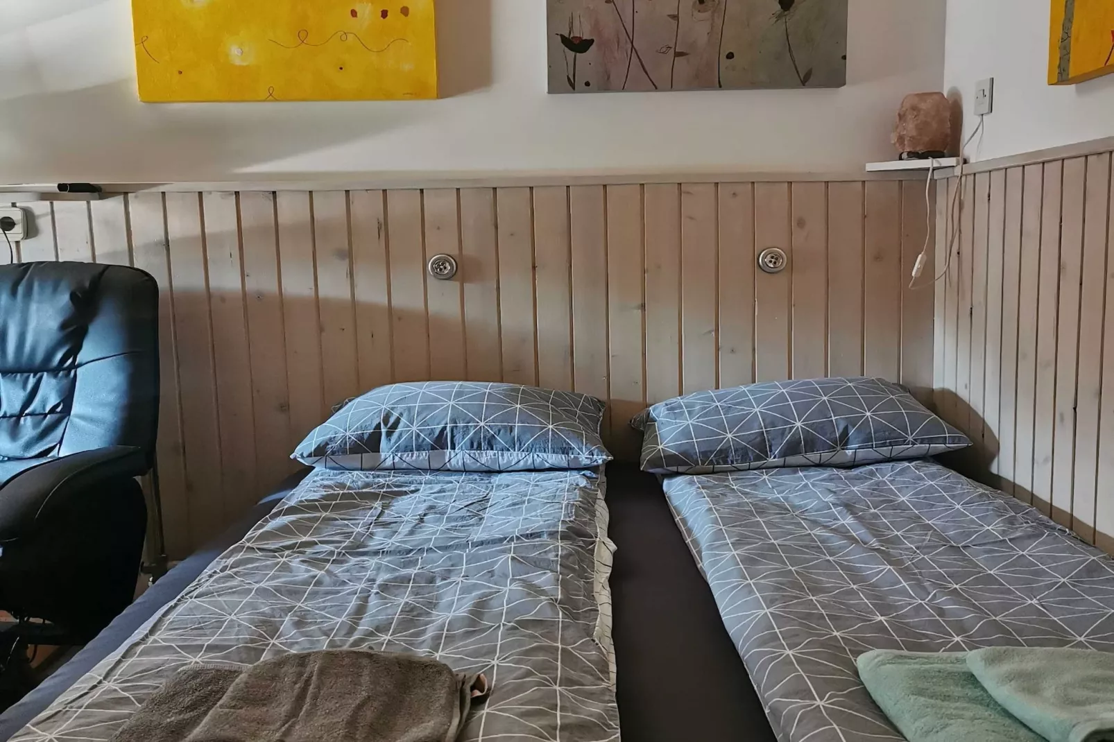 Mountain Vista Cottage with Private Sauna - One Bedroom Cottage