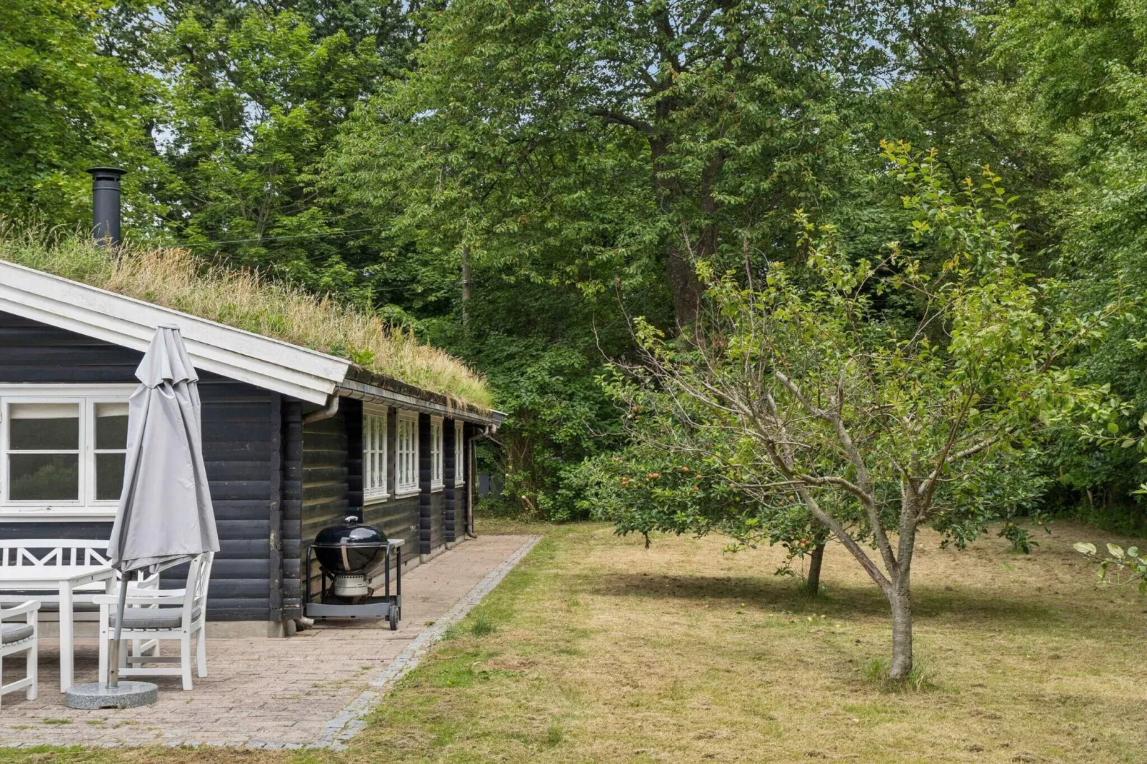 4 star holiday home in Dronningmølle