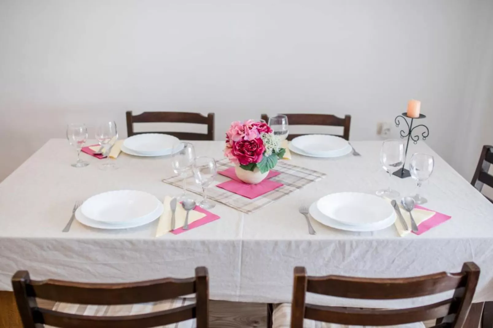 One Bedroom Apartment with Terrace 3