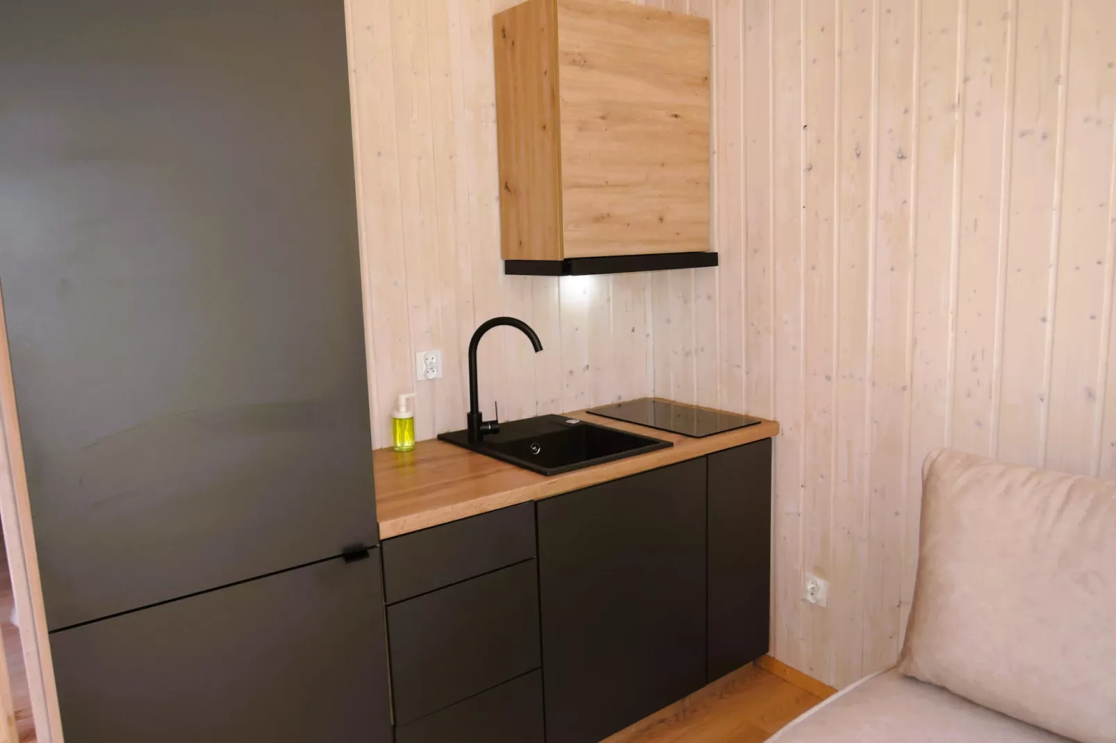 Turkusowa osada Wapnica