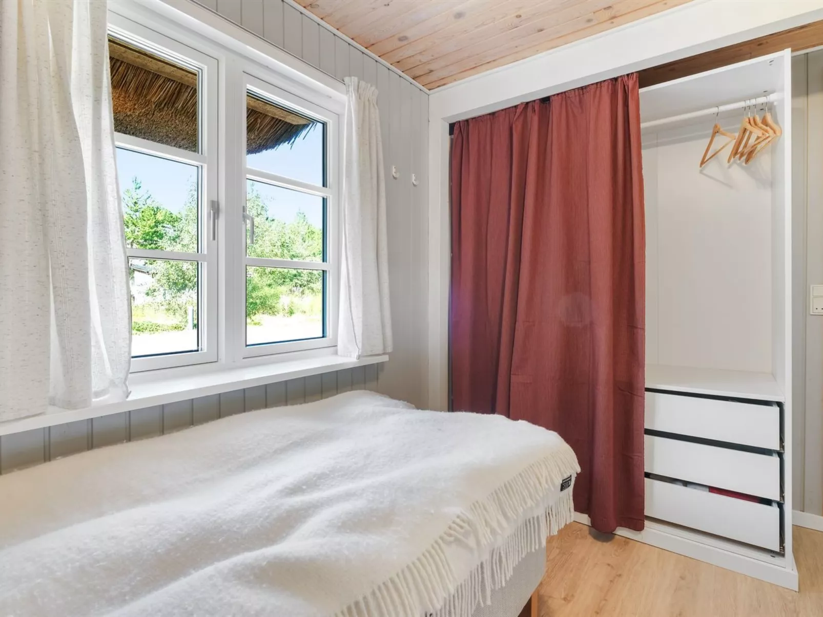 "Maike" - 3.7km from the sea