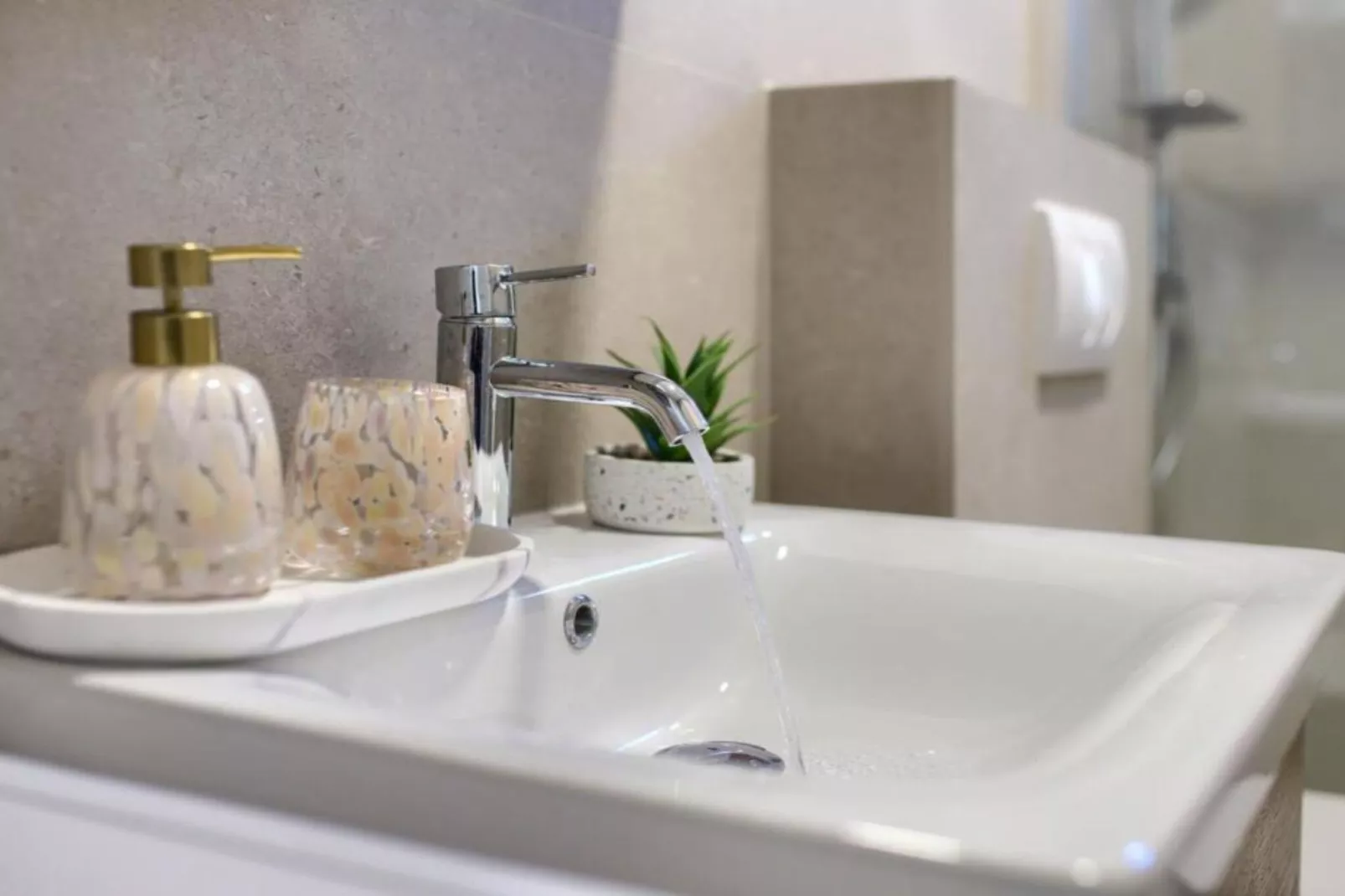 Apartments Mons - One Bedroom Apartment With Terrace (A1)