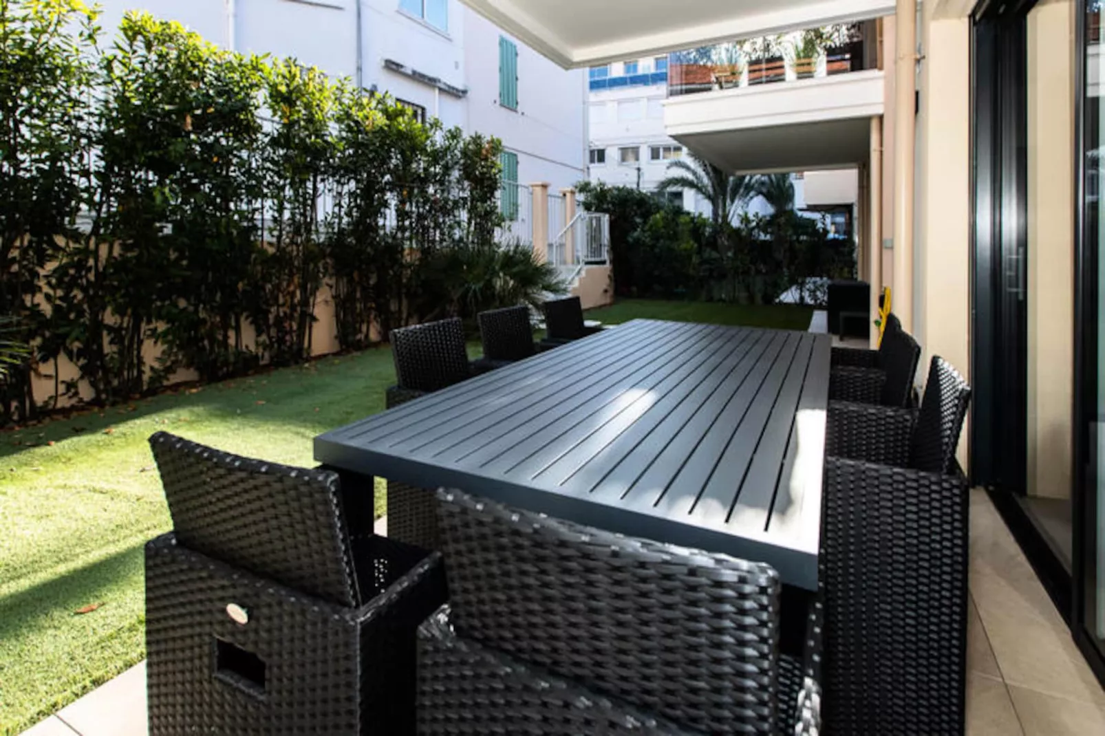 Résidence 3p Avec Jardin Et Piscine Au Coeur Du Palm Beach