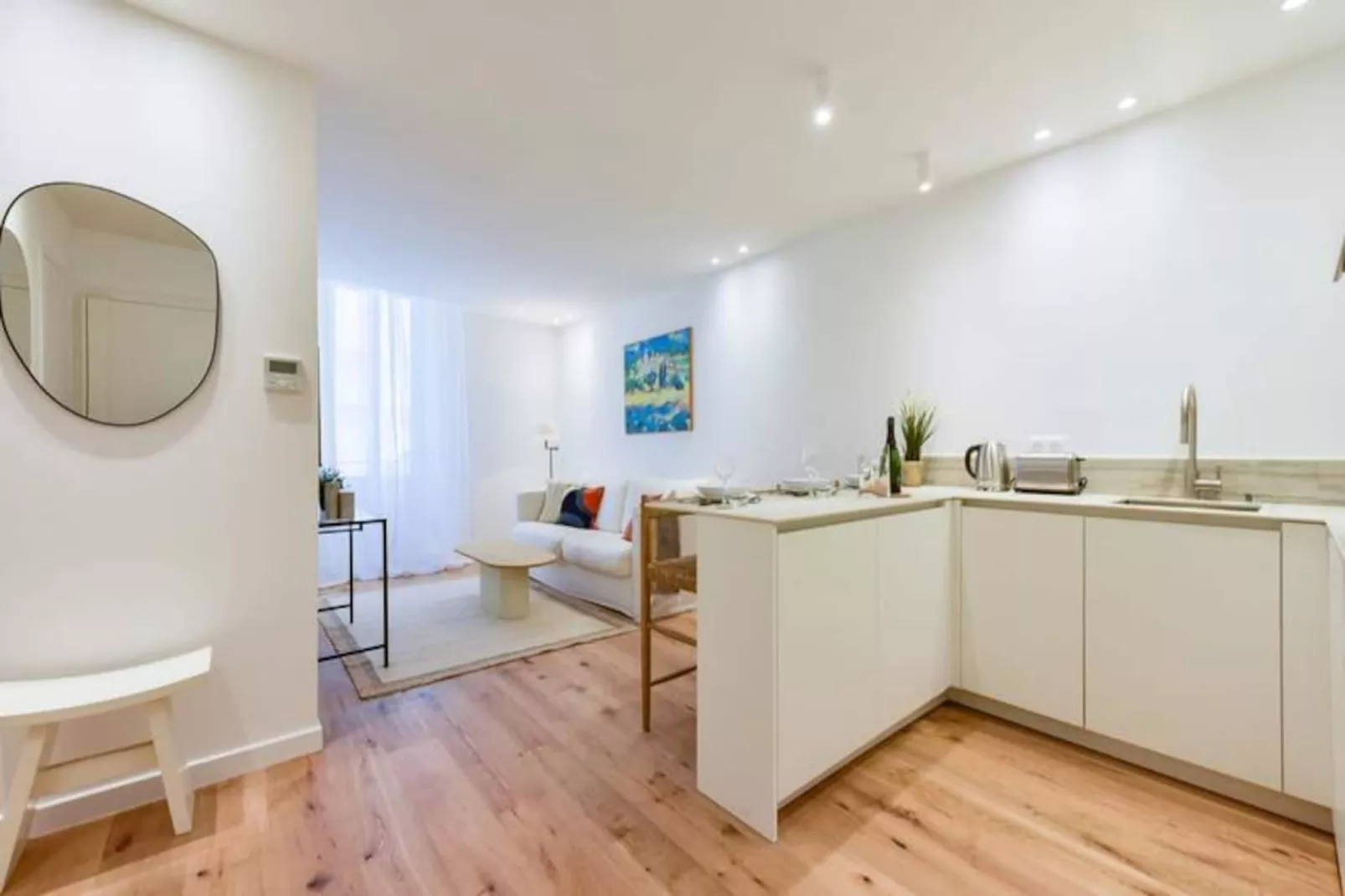 Résidence 2p De Standing &agrave; 100m Du Palais