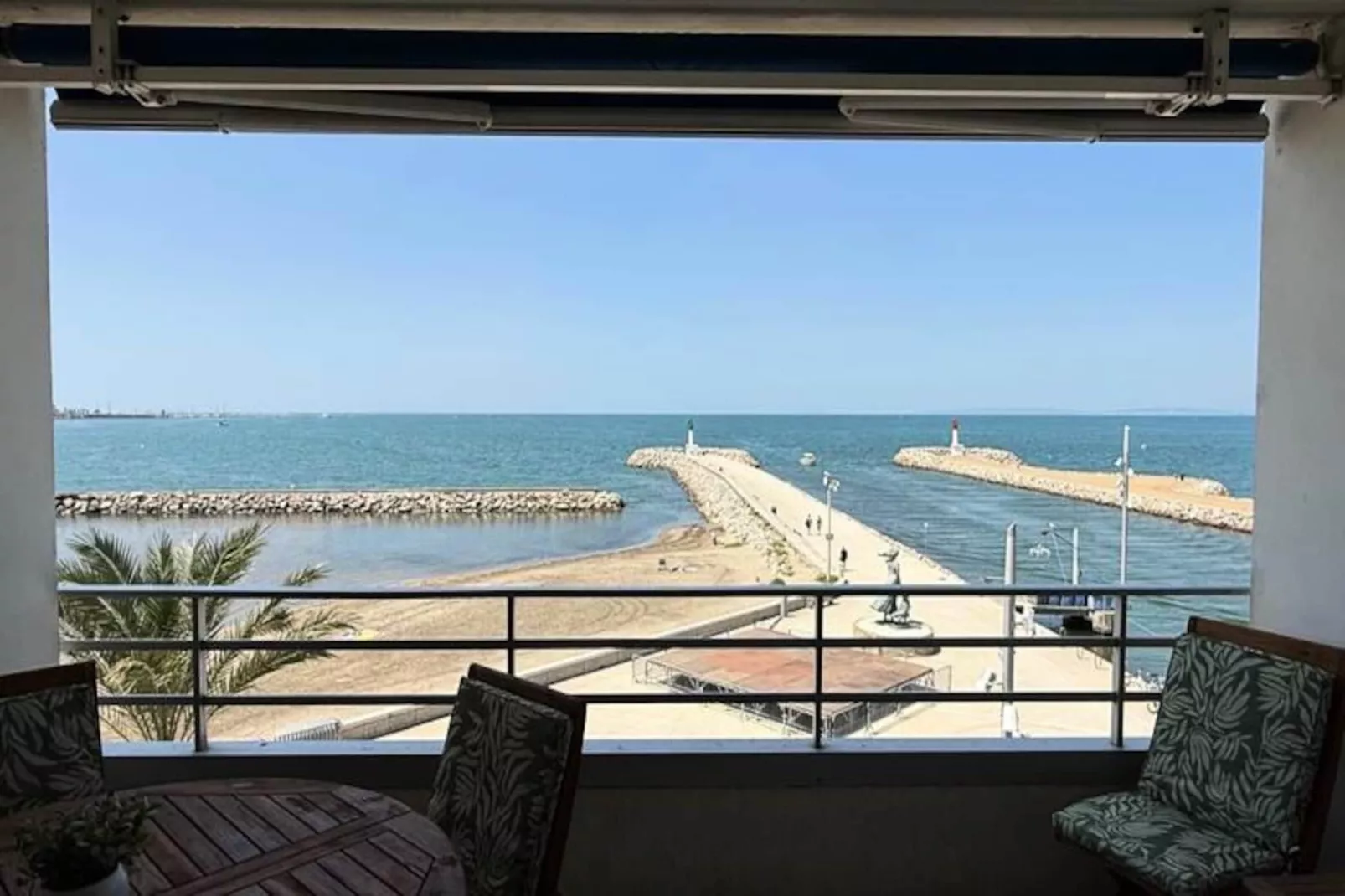 Résidence Superbe T3 Traversant Avec Terrasse Face Au Chenal Vue Mer &ndash; Imp&eacute;rial 4