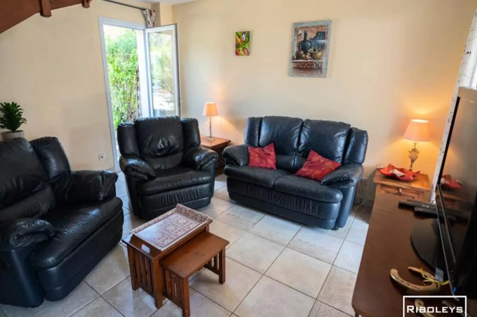 Spacieuse Villa Au C&oelig;ur Du Golf De B&eacute;ziers