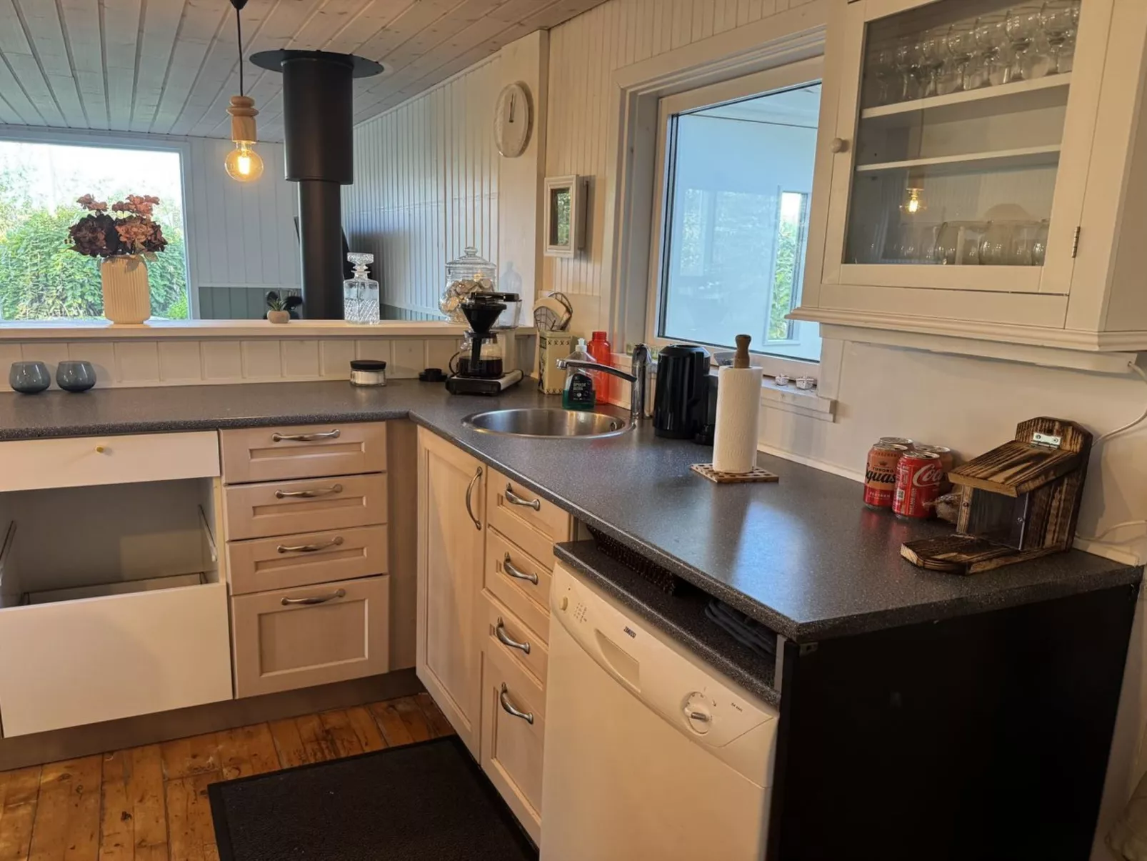 "Felicia" -  from the sea