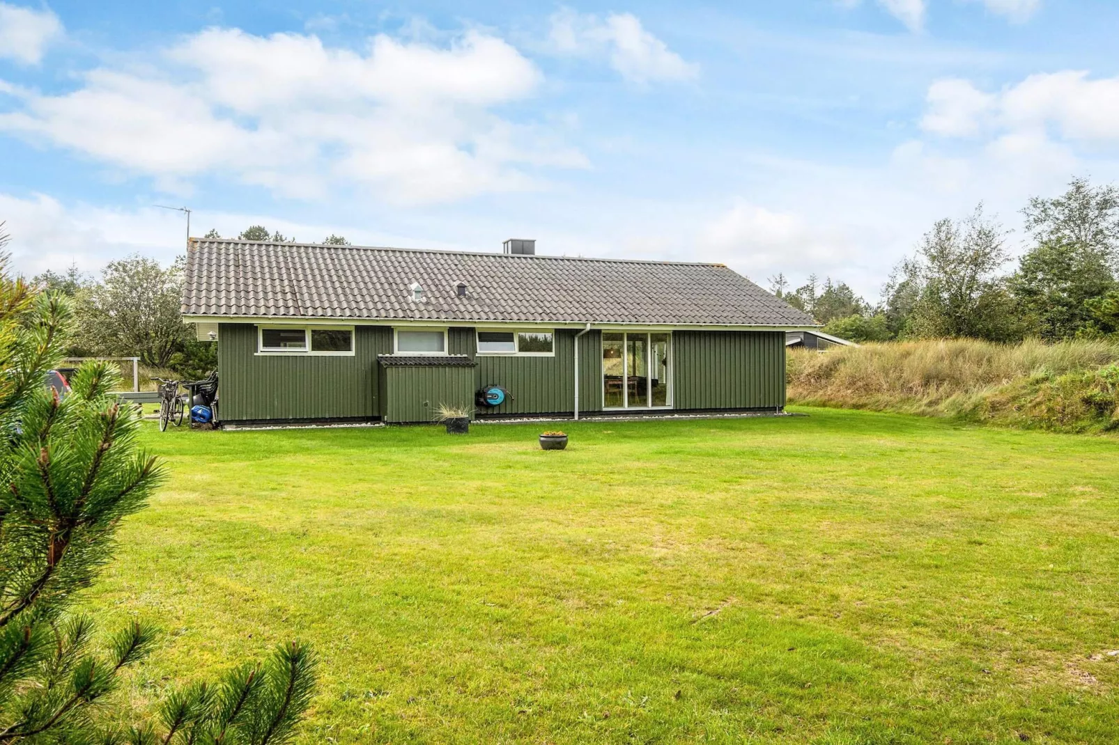 6 person holiday home in Blåvand-Outdoor