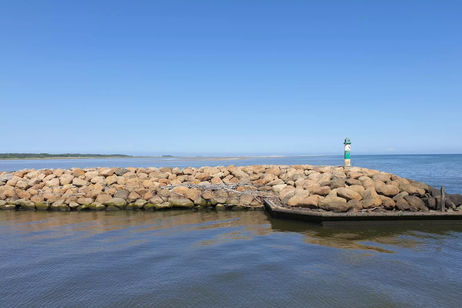 Serenite en bord de mer a LyngsAY-By Traum-Vue sur l'eau