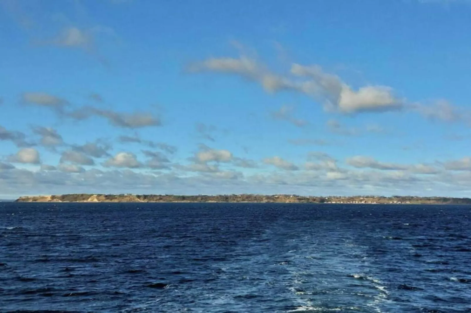 Villa de Bord de Mer elegante a Ven-By Traum-Vue sur l'eau