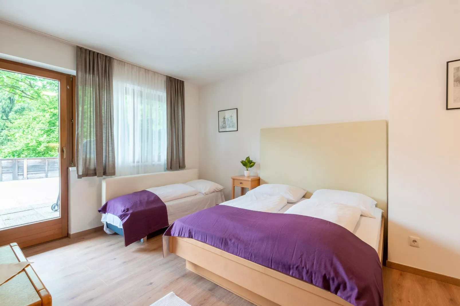 Apartment 1SZ