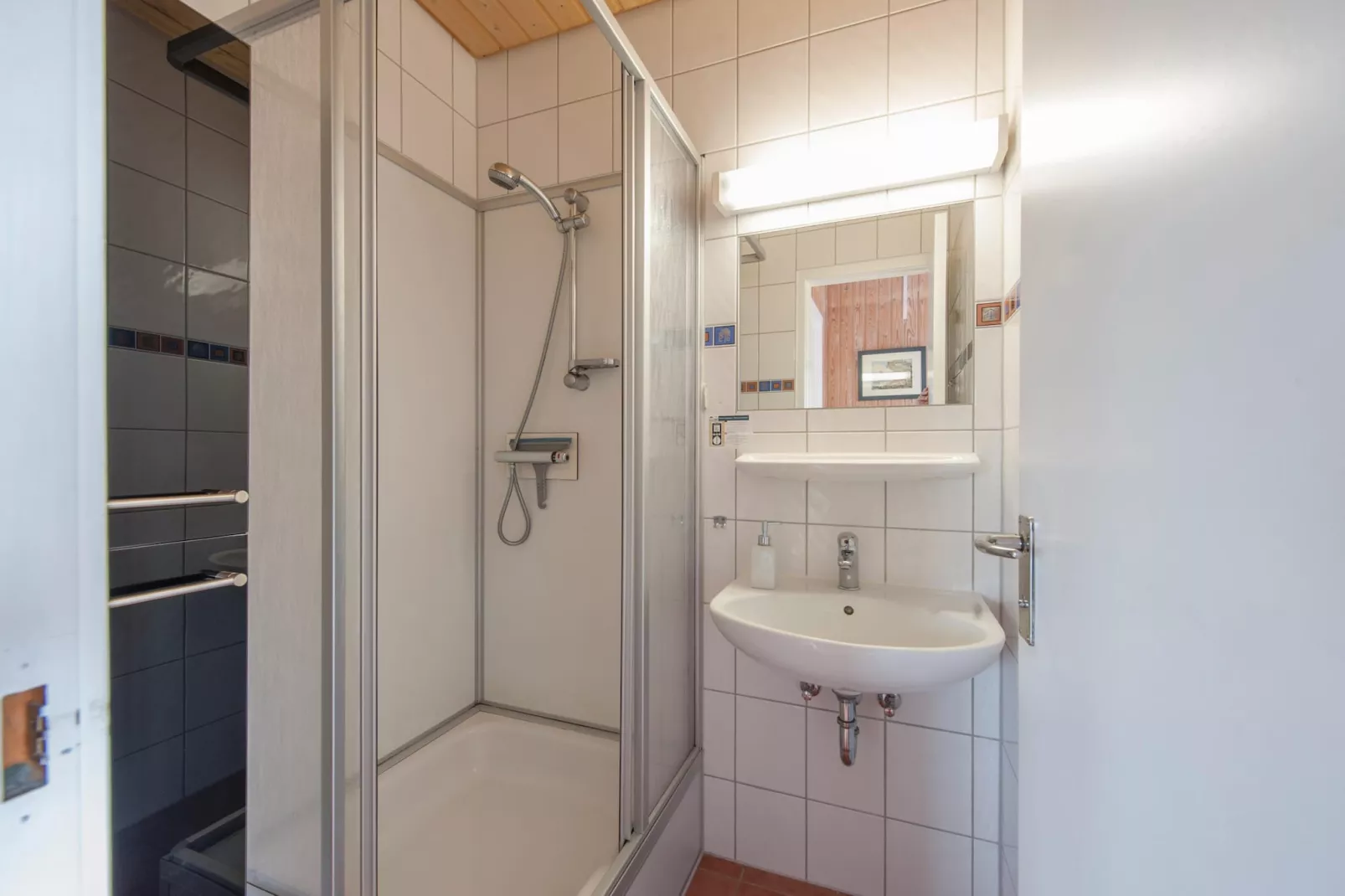 Eifelpark Kronenburger See 9-Bathroom