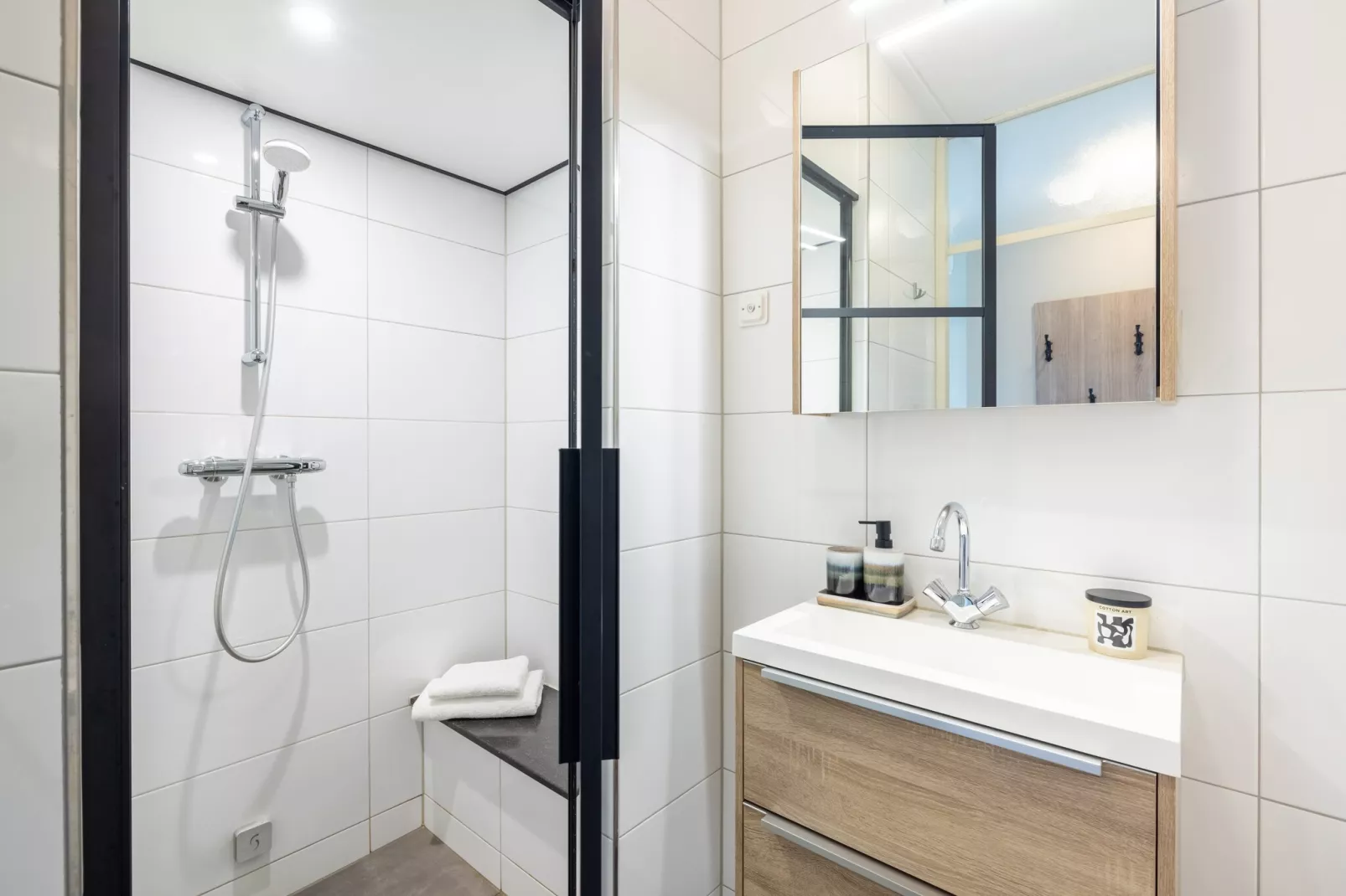 Villavakantiepark IJsselhof 4-Salle de bain