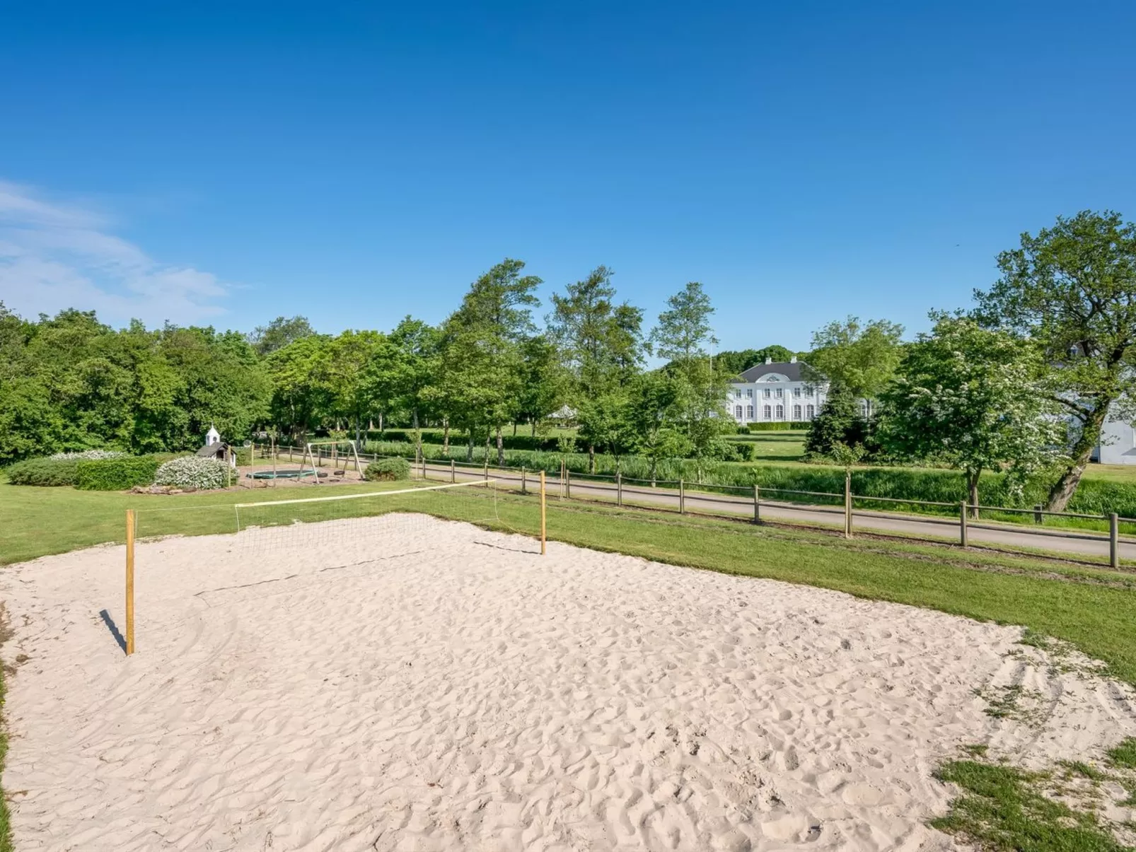 "Edine" - 4.5km from the sea-Outside