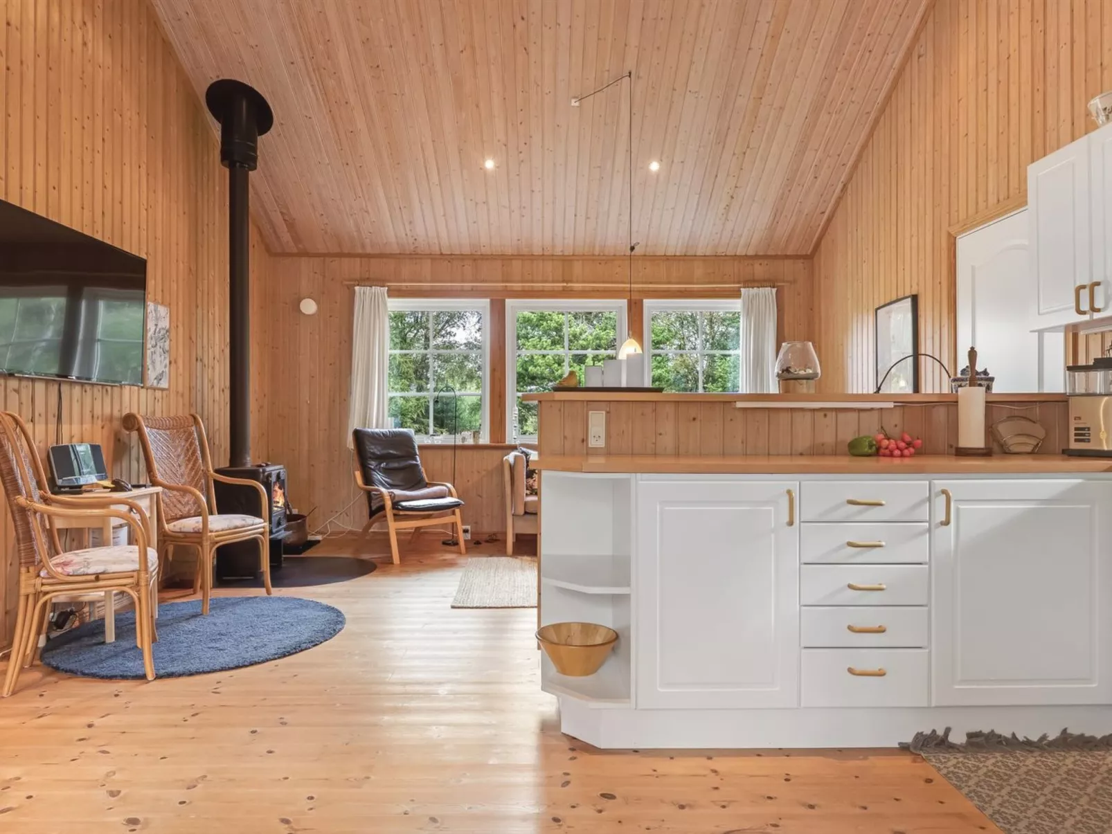 "Bernadine" - 350m from the sea-Inside