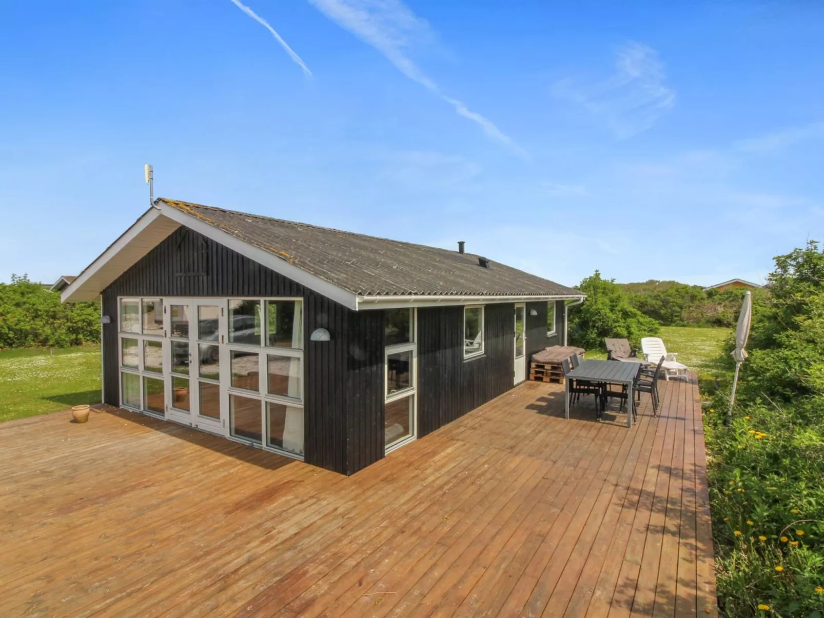 "Sande" - 450m from the sea-Draußen