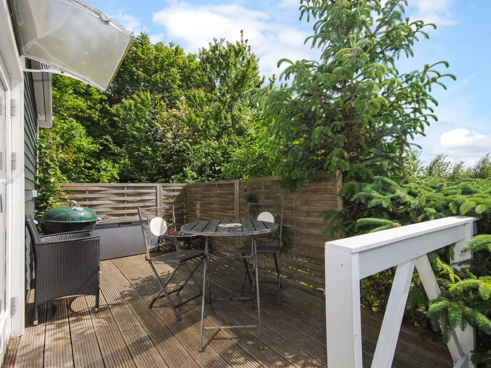 "Annabeth" - 300m to the fjord-Outside