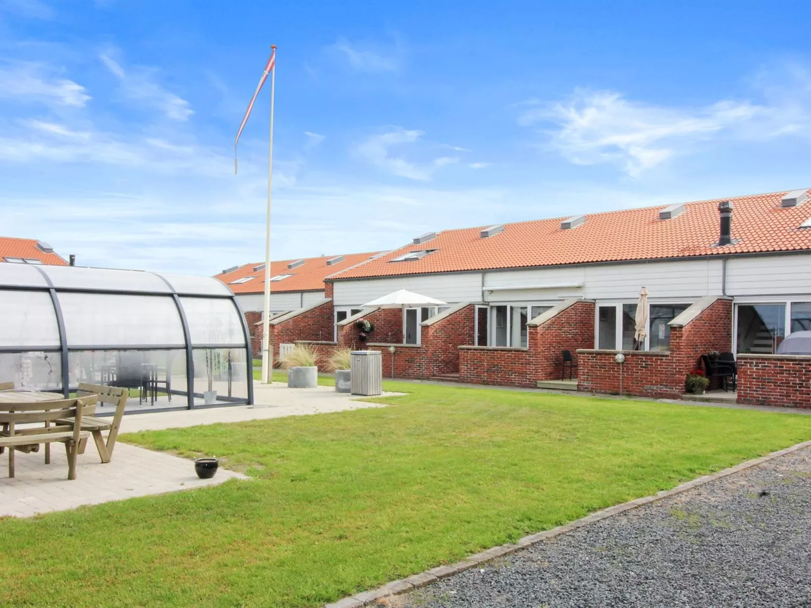 "Skarp" - 500m from the sea-Draußen