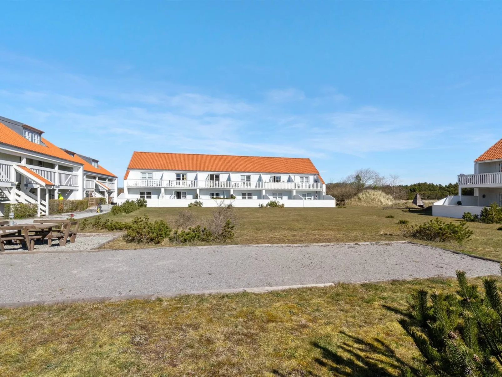 "Aline" - 1km from the sea-Outside