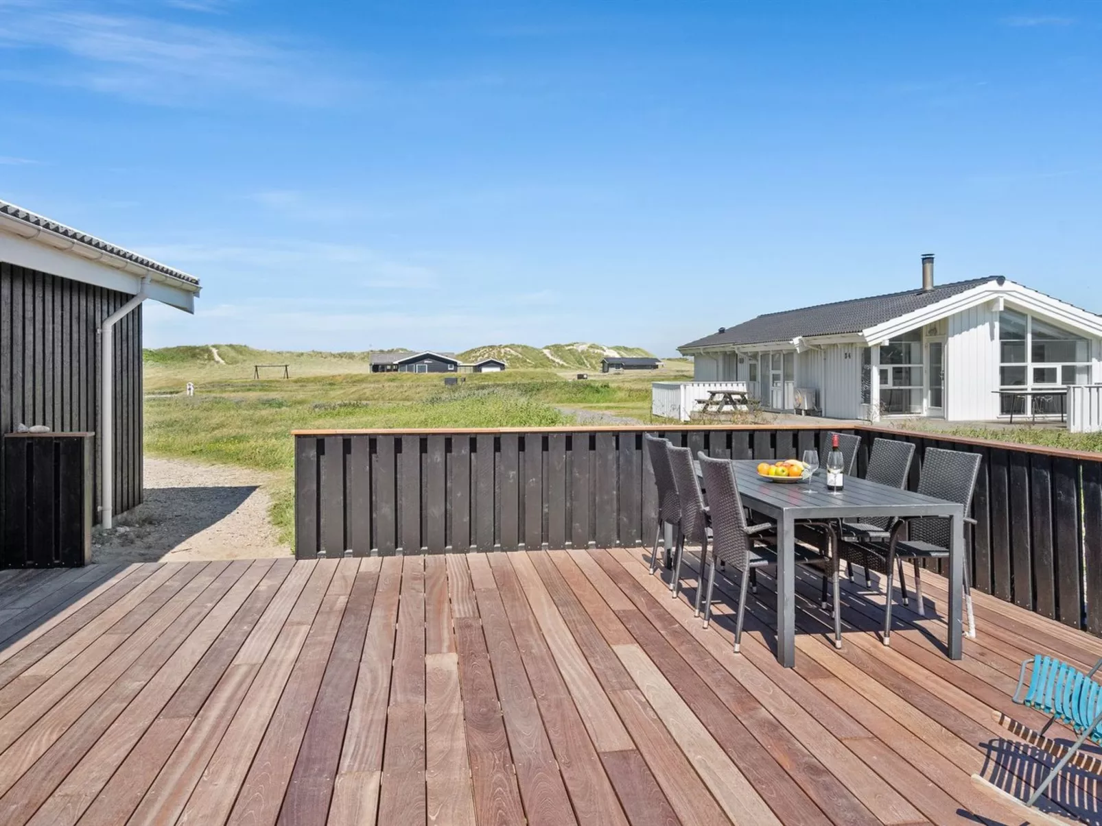 "Hermund" - 110m from the sea