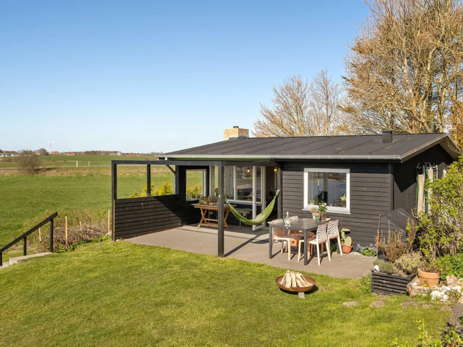 "Nielsen" - 30m to the fjord-Draußen