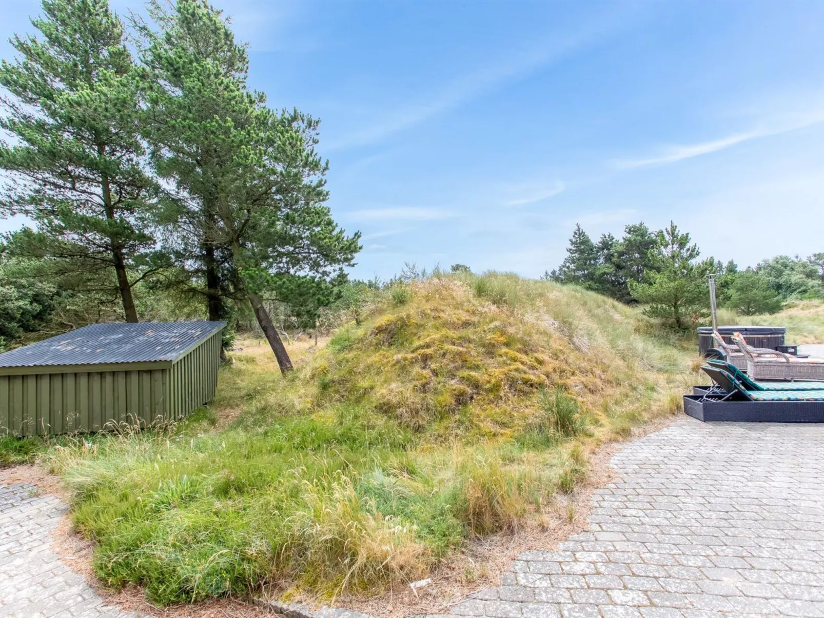 "Sjamme" - 1.2km from the sea-Outside