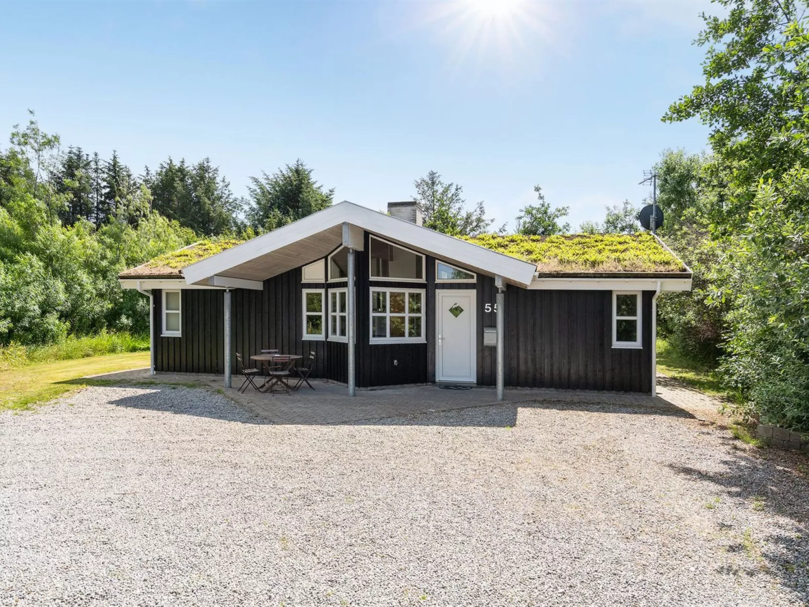 "Bina" - 1.9km from the sea-Outside