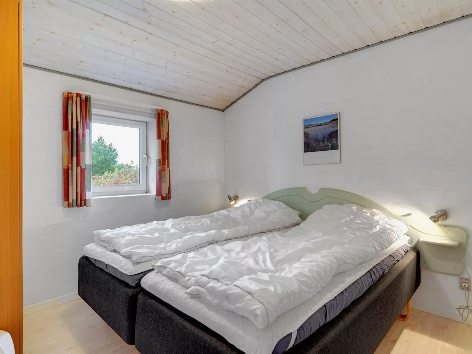 "Asdis" - 2.8km from the sea-Drinnen