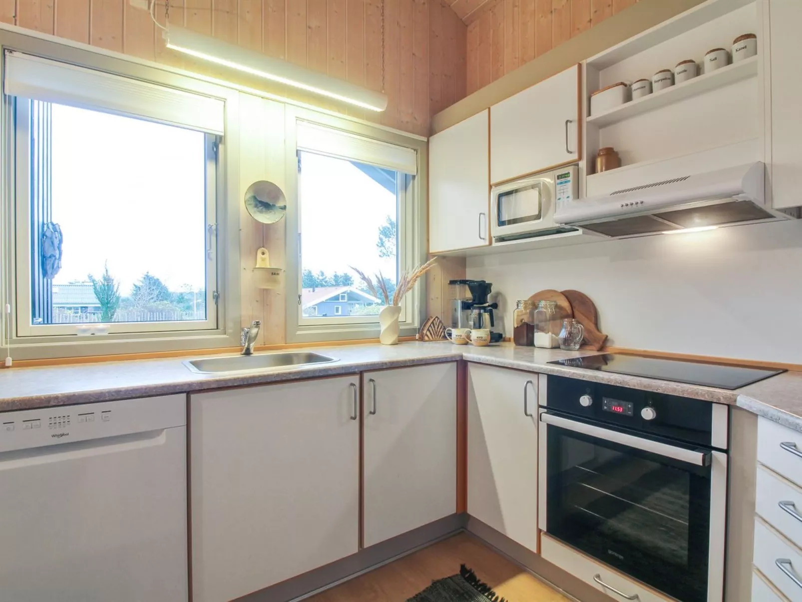 "Lovisa" - 500m from the sea-Inside