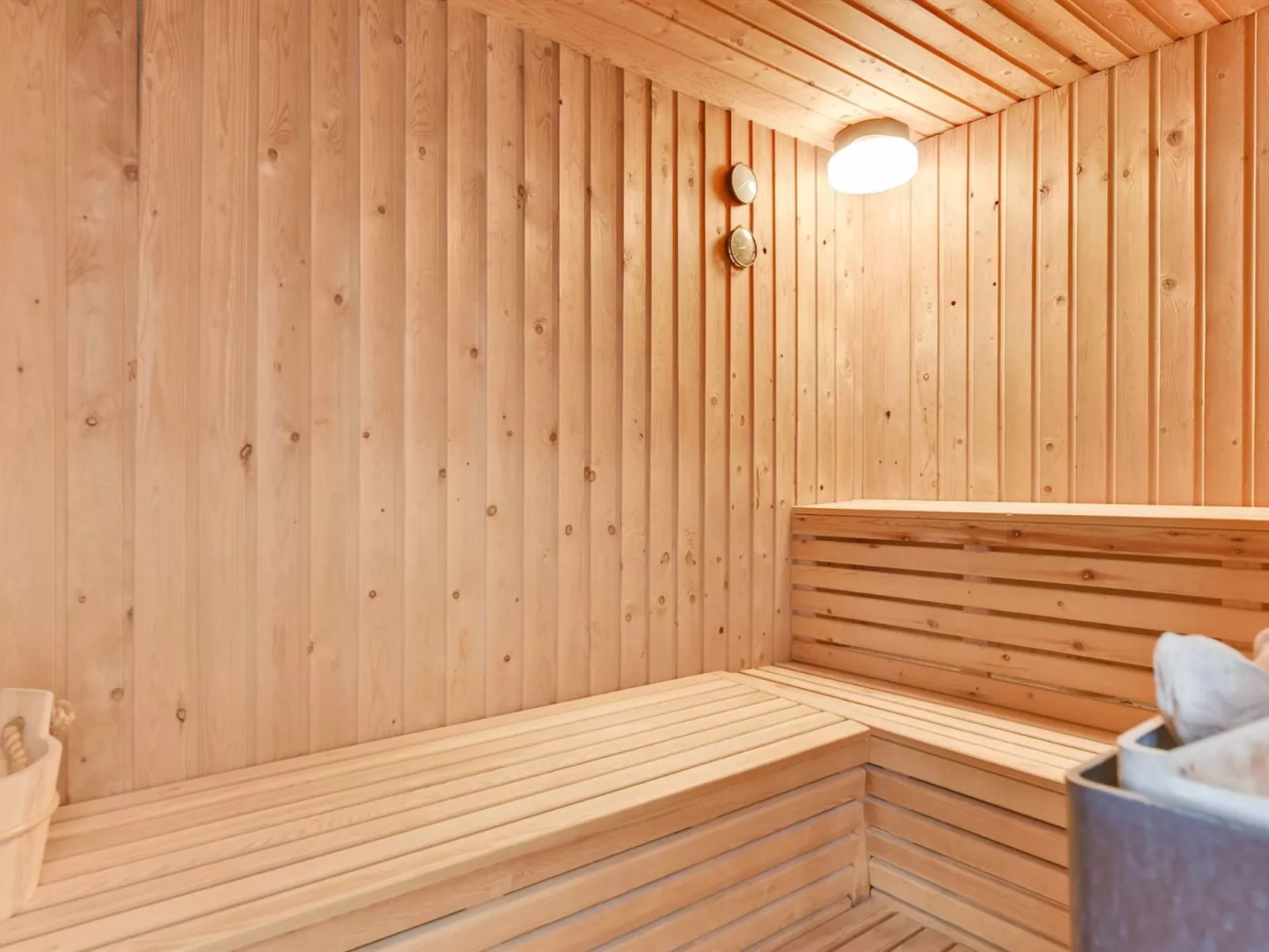 "Cora" - 1km from the sea-Inside