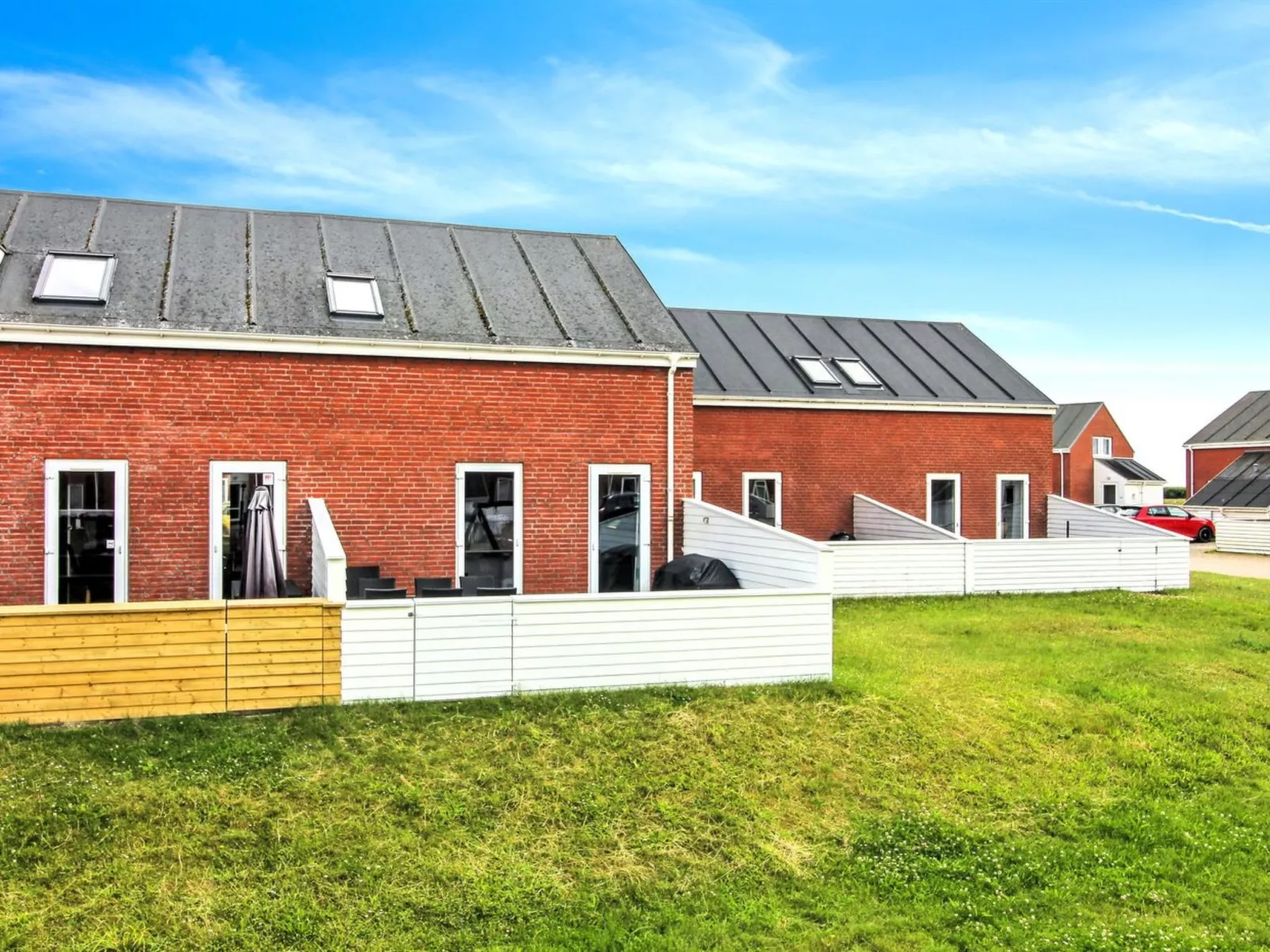 "Héléne" - 2.3km from the sea-Draußen