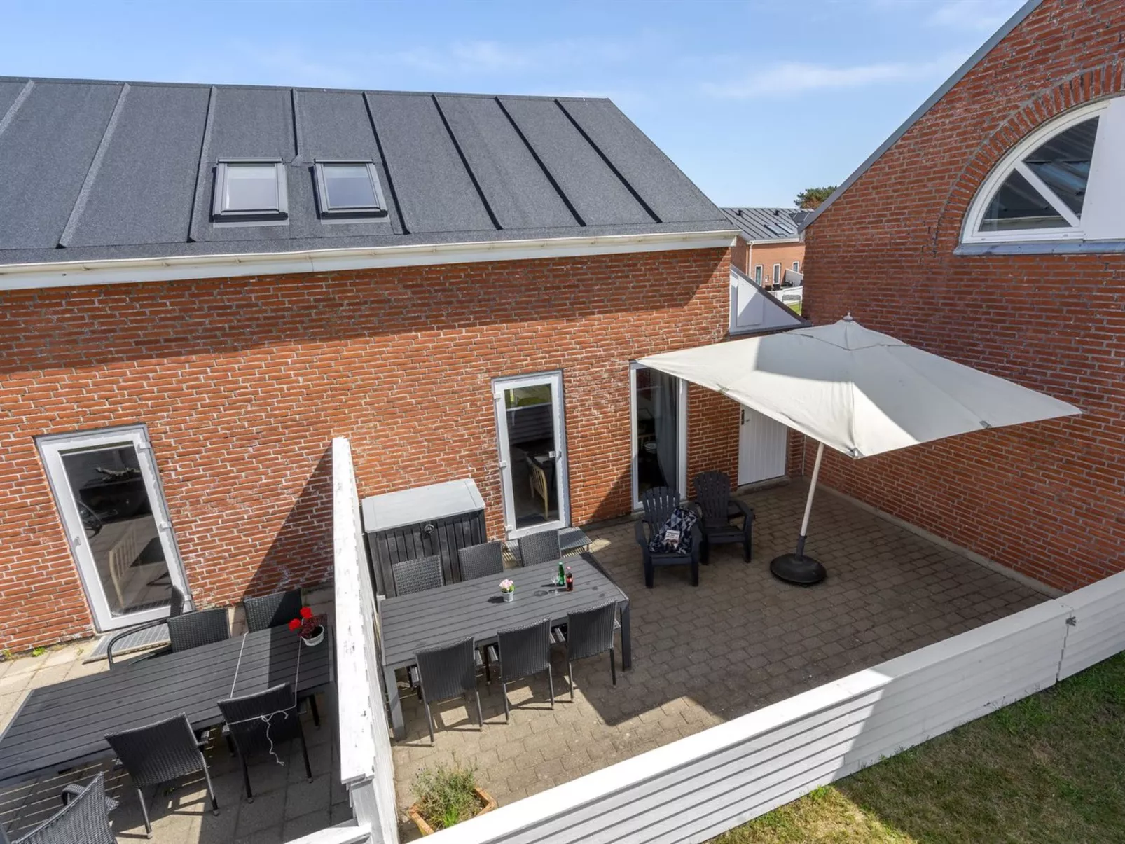 "Adils" - 2.5km from the sea - Outside