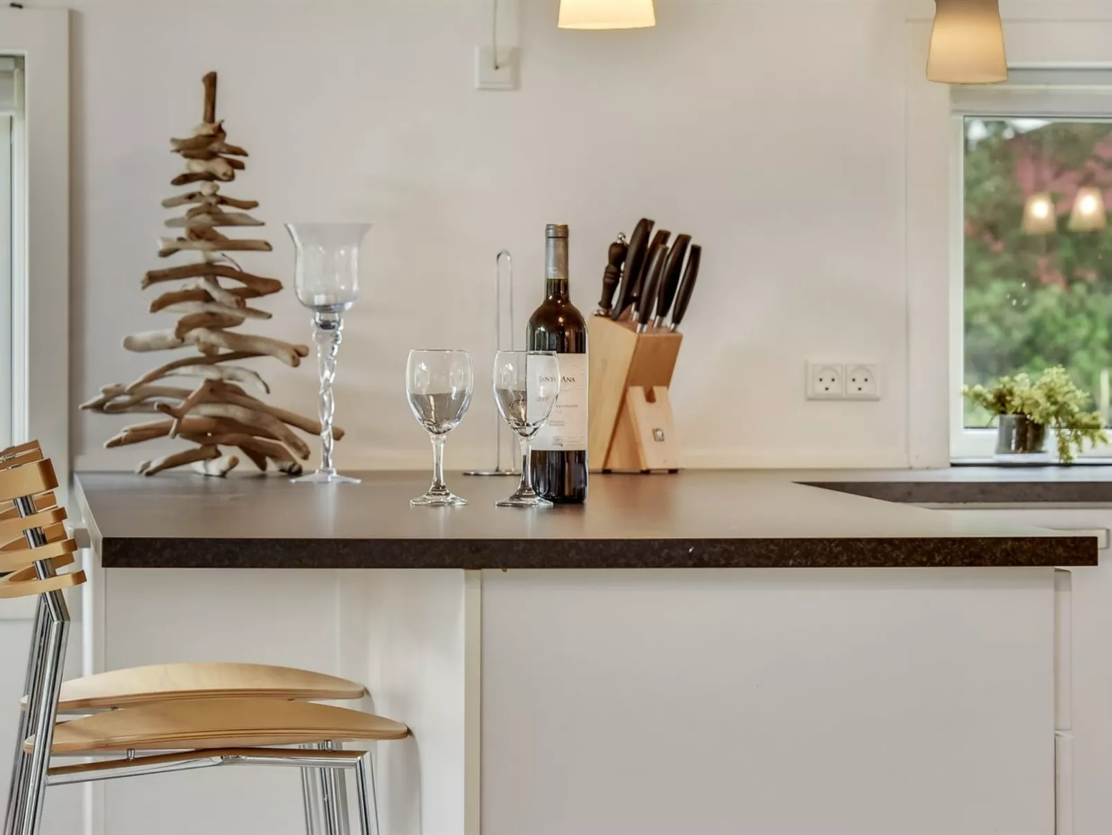 "Lav" - 3.8km from the sea-Dedans