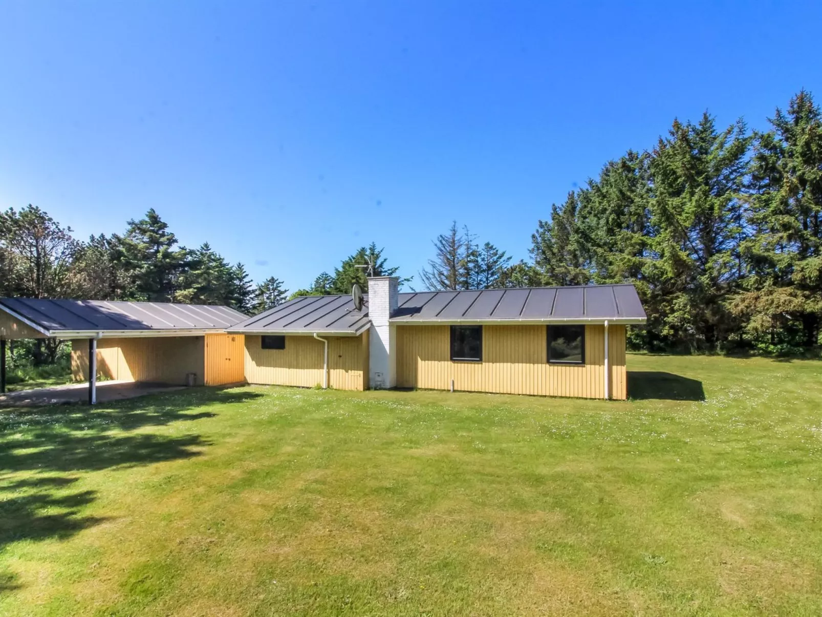 "Biergh" - 600m from the sea-Outside