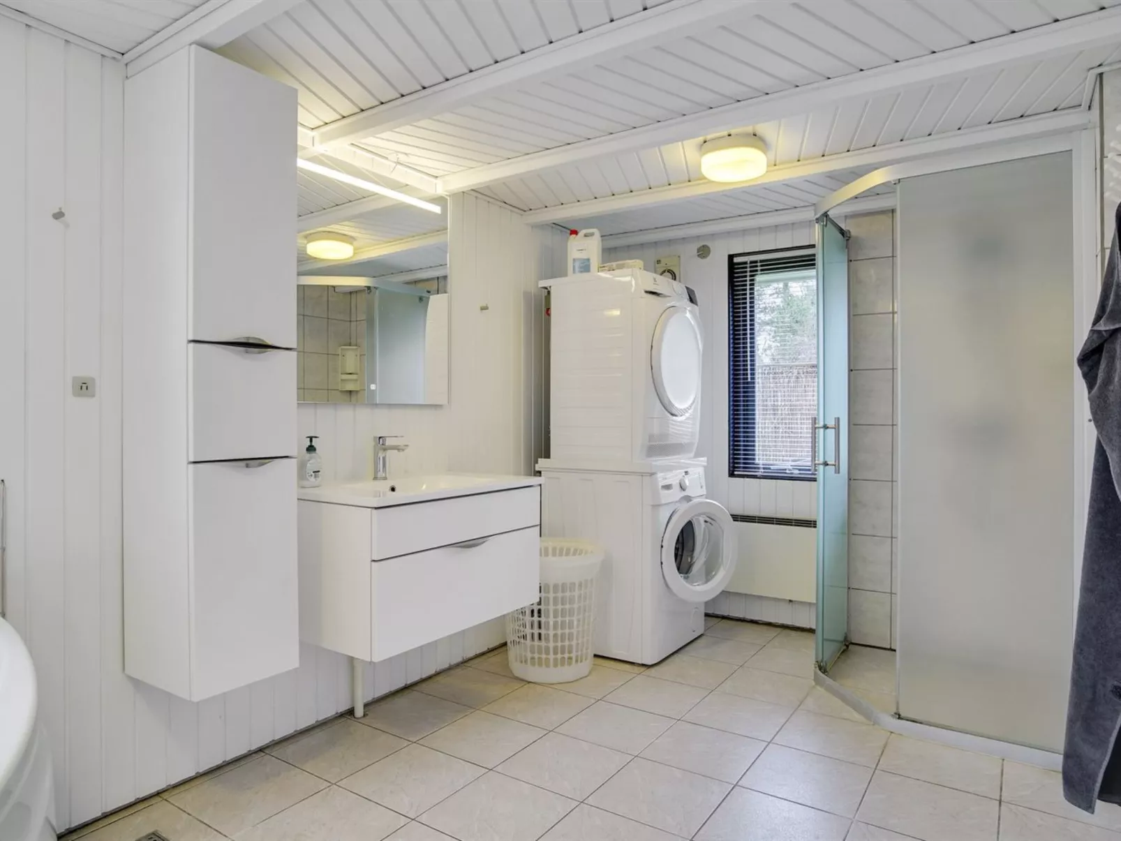 "Aimi" - 270m from the sea-Inside