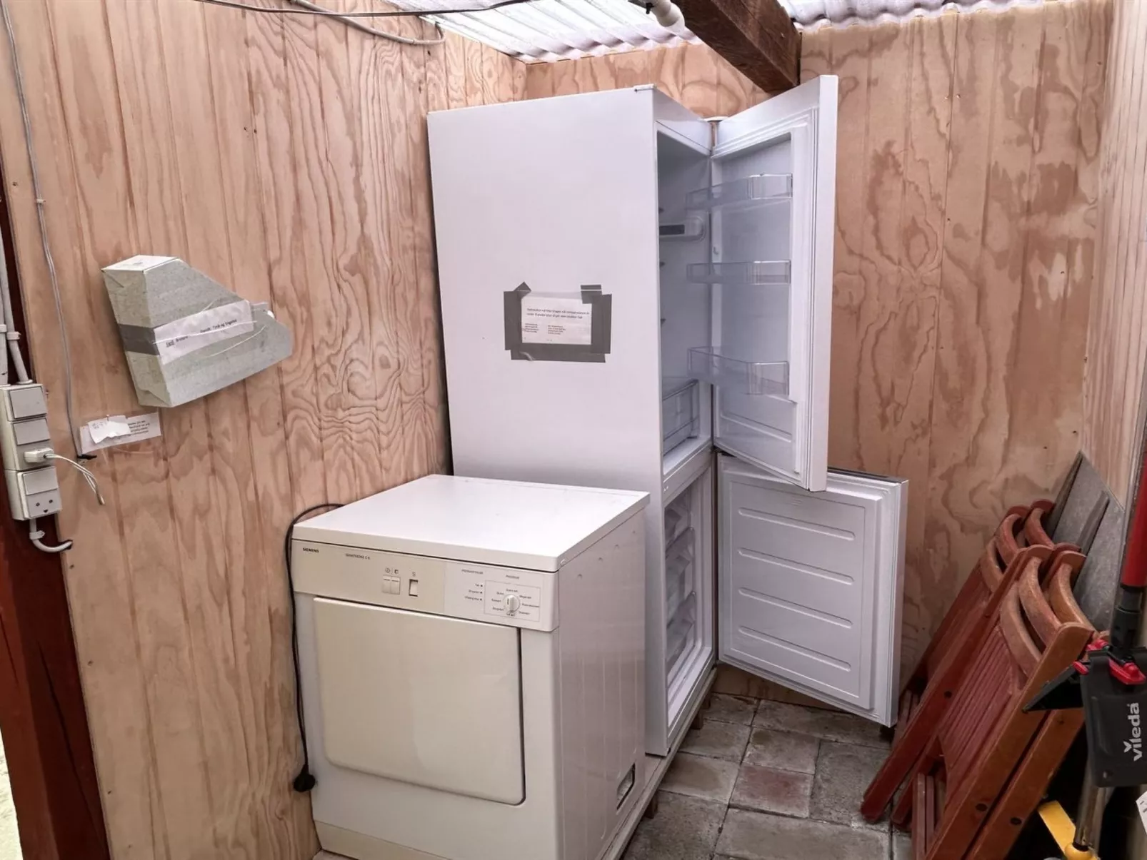 "Safina" -  from the sea-Drinnen