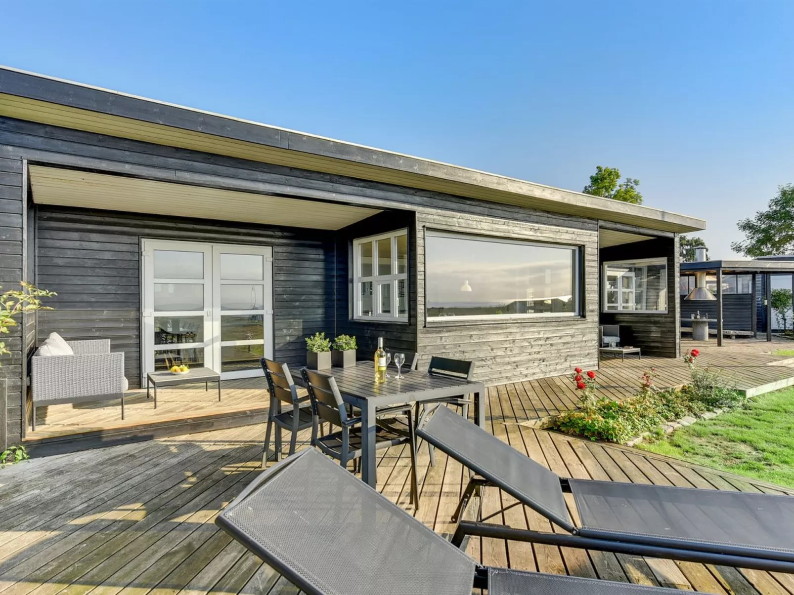 "Kaapo" - 300m from the sea-Outside