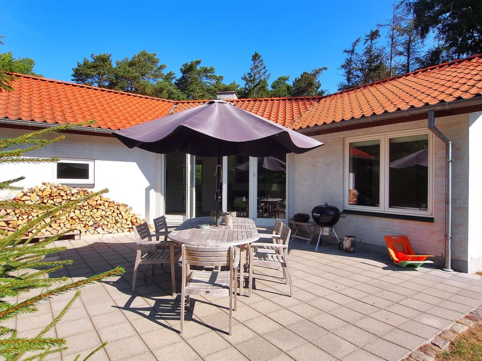 "Fernande" - 150m from the sea-Outside