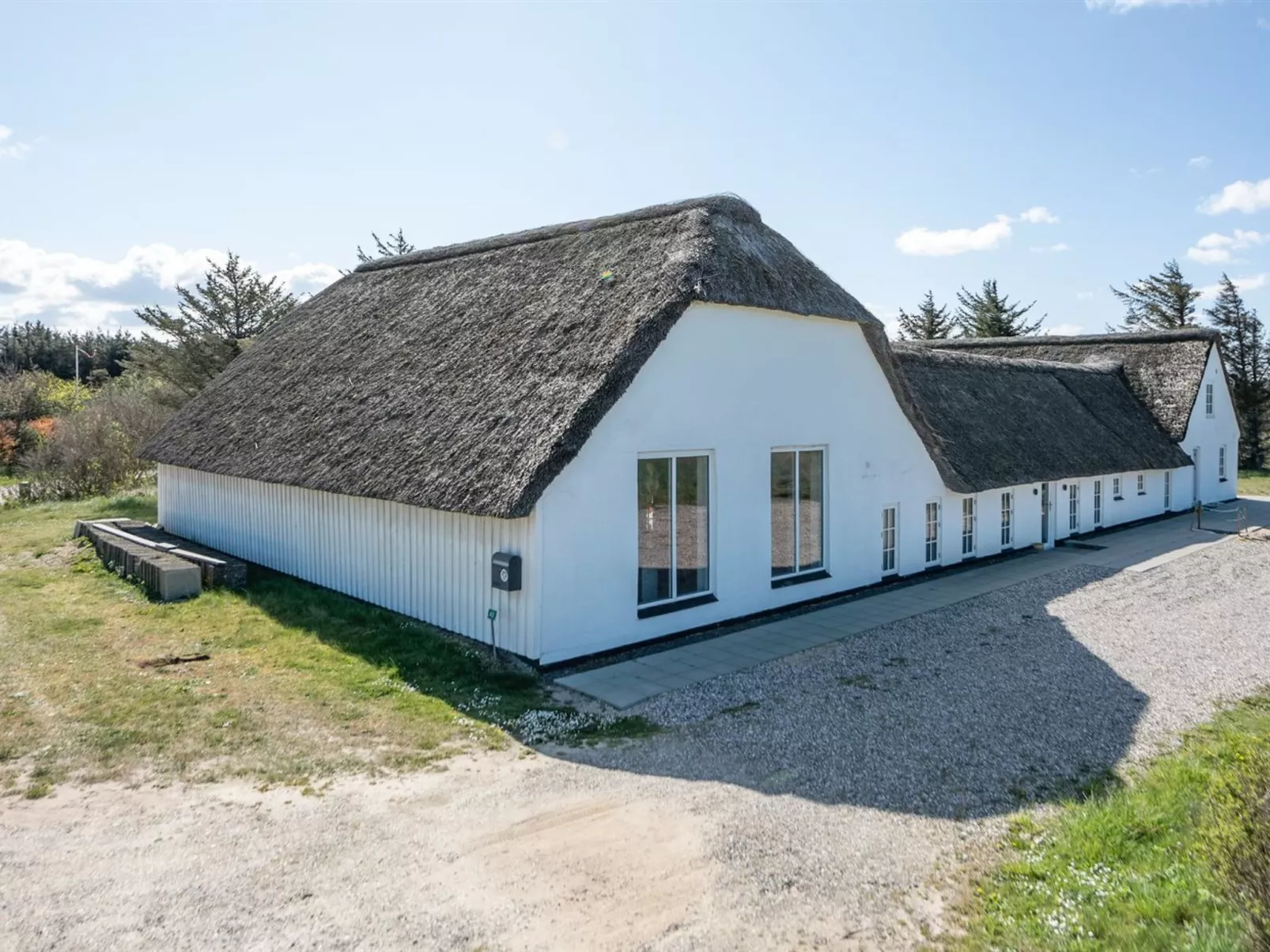 "Cornelius" - 900m from the sea-Outside