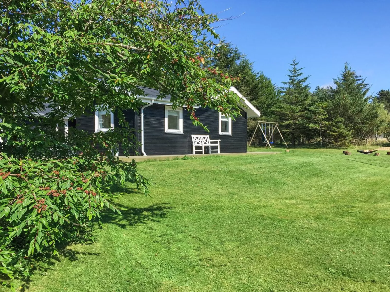 "Bylgja" - 1.7km from the sea-Draußen
