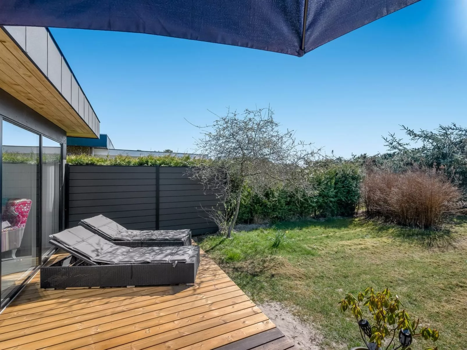 "Clemence" - 900m from the sea-Outside