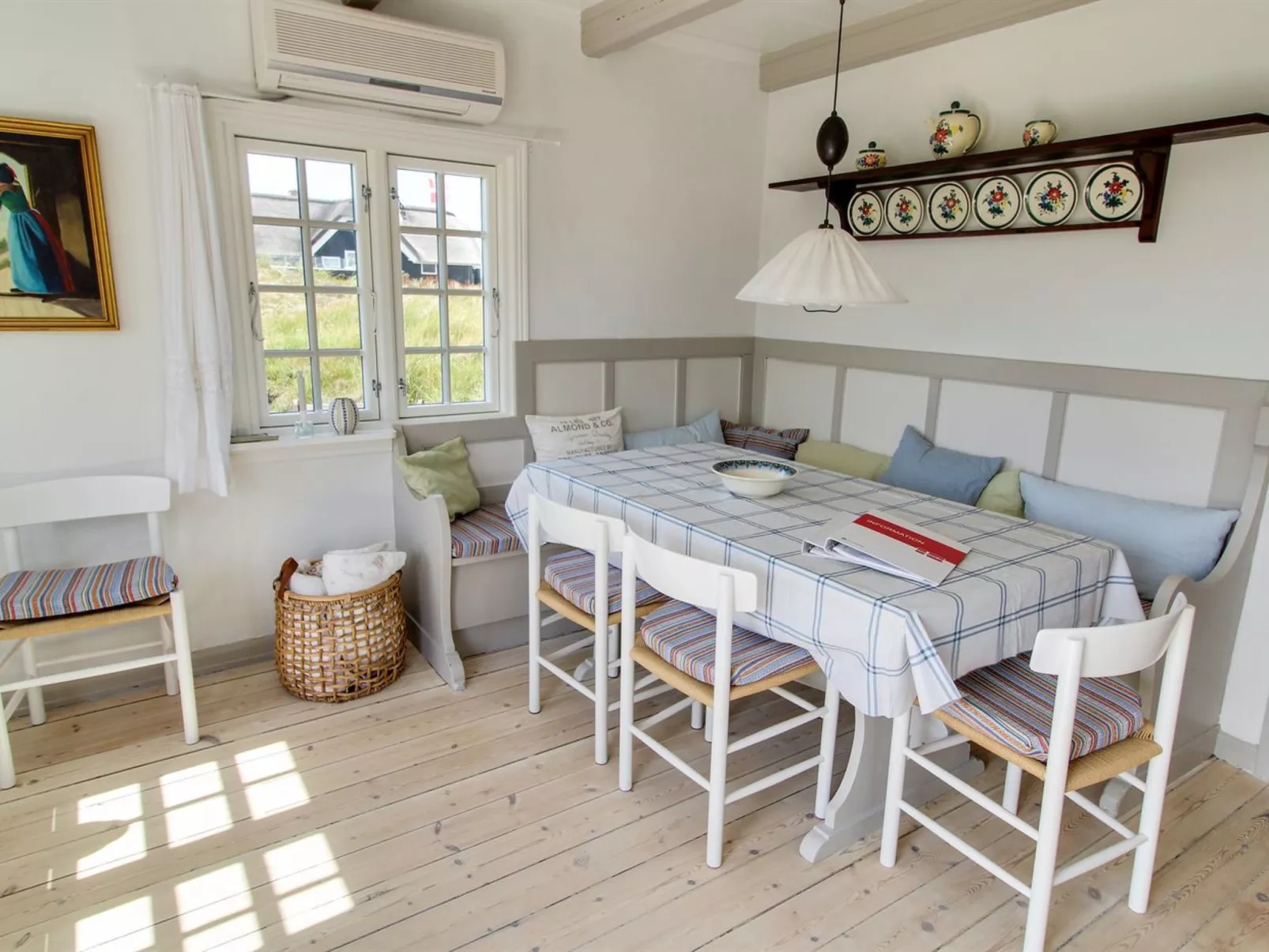 "Liselott" - 300m from the sea-Drinnen