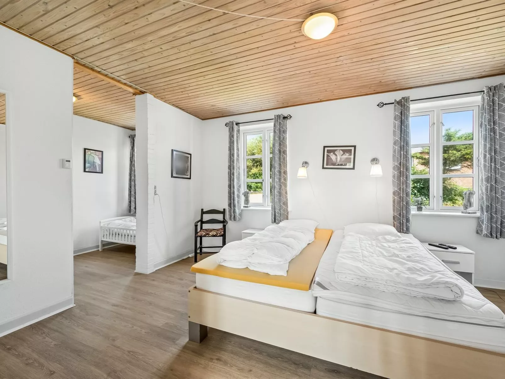 "Urte" -  from the sea-Inside