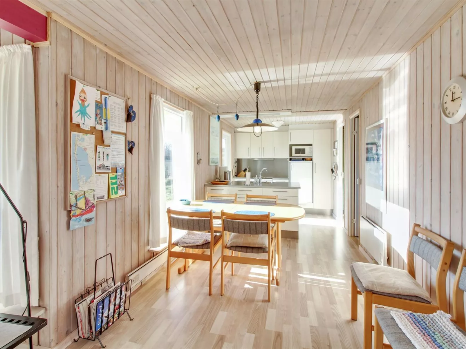 "Steffen" - 450m to the fjord-Drinnen