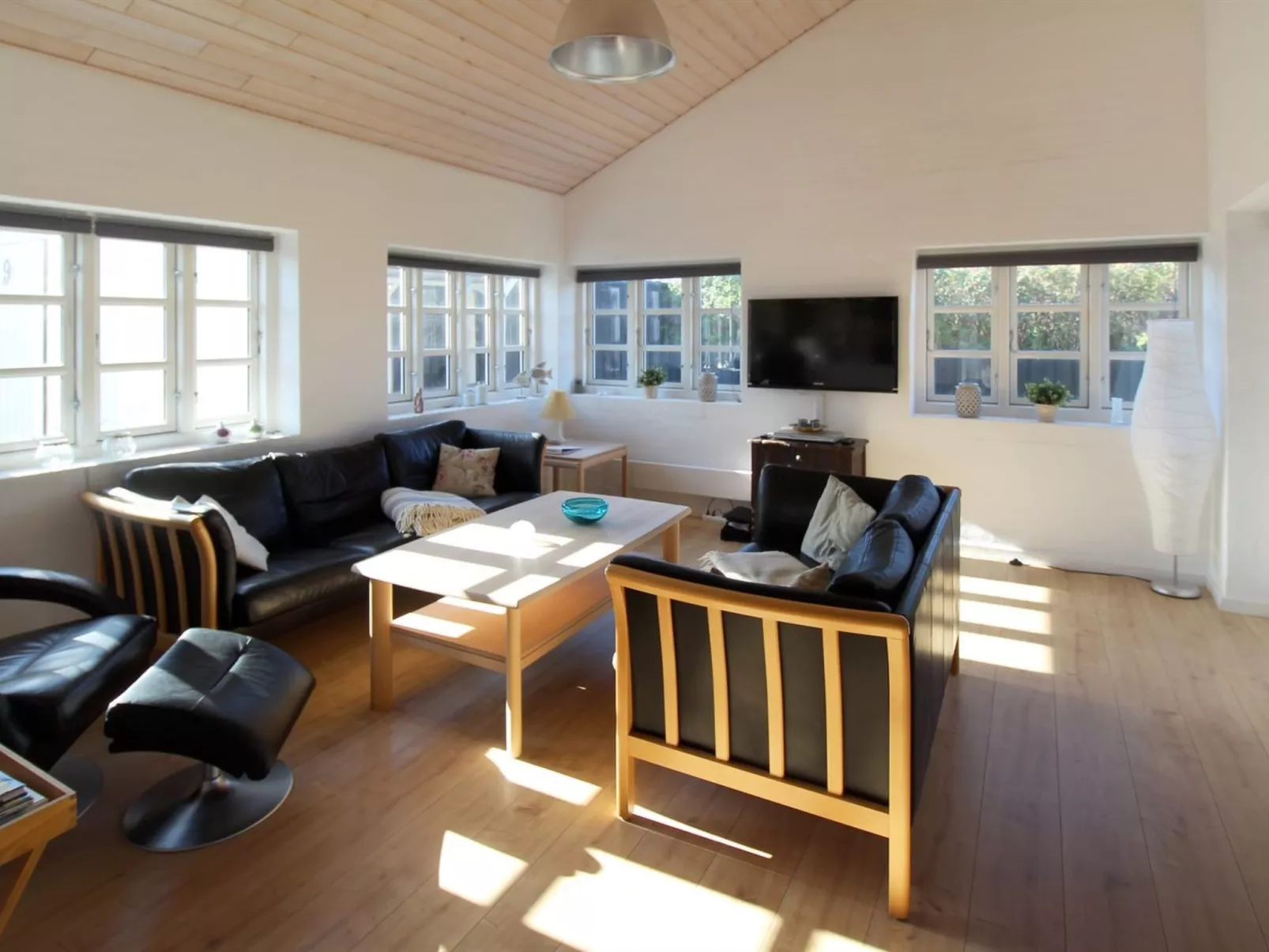 "Norman" - 150m from the sea-Dedans